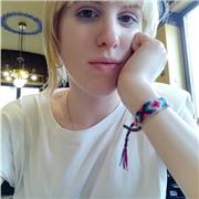 Ragazza universitaria , offro sostegno per affiancare i vostri bambini delle elementari durante i loro compiti